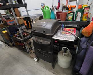 Gas grill