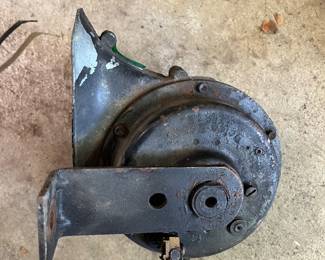 vintage Delco-Remy Type 5 car horn