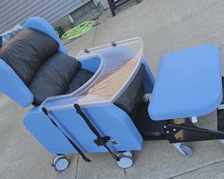 Seating Matters Atlanta Chair