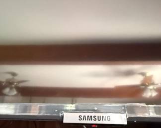 Samsung 75-inch QLED 4K UHD Smart TV