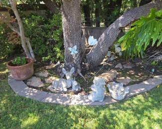 Set of 4 Concrete Garden Animal Statues (2 Rabbits, 2 Bears)