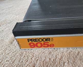 Precor 905e Treadmill