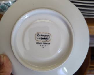 Noritake Legacy Splendor Dinnerware Set