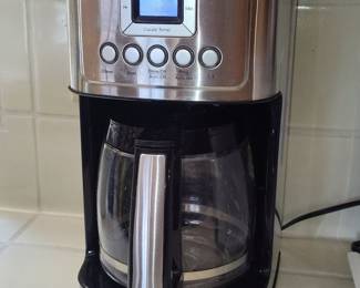 Cuisinart PerfecTemp 14-Cup Programmable Coffee Maker