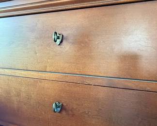 Thomasville Impressions "Fairmont" Cherry Dresser