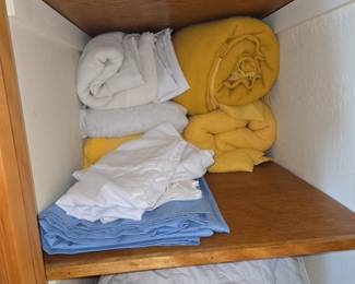 Vintage Wool Blanket Set