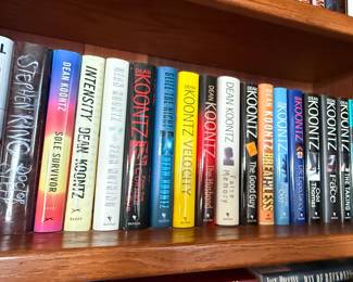 Collection of Thriller and Mystery Novels by James Patterson, Dean Koontz, and Mary Higgins Clark