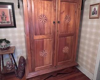 Entertainment Center/Wardrobe