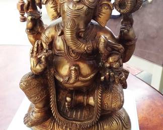 9 pound brass Ganesh- full detail all the way around and in the deep relief areas