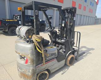 Nissan 35 Forklift
