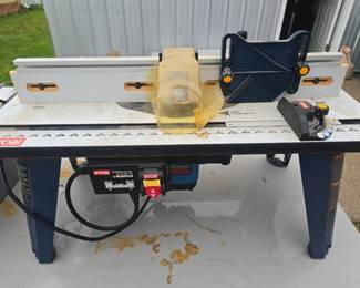 Ryobi Router table DW1213