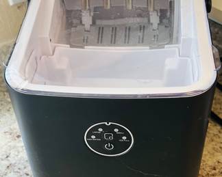 Counter Top Ice Machine