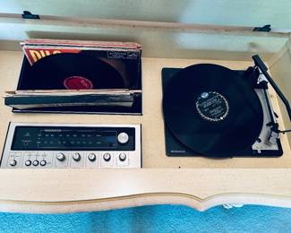 Magnavox Stereo