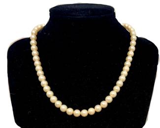 Mikimoto cultured Akoya pearl strand necklace. 