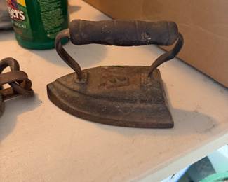 Cast iron Flat iron