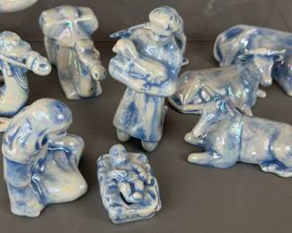 CERAMIC NATIVITY FIGURINES IRIDESCENT GLAZE