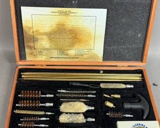 GUNMASTER GUN CLEANING KIT IN WOOD BOX