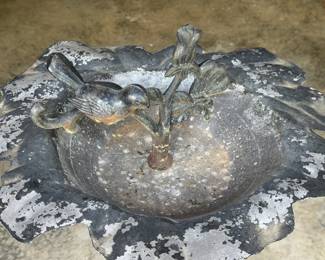 VINTAGE CAST IRON BIRD BATH