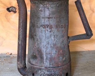 VINTAGE BROOKINS 2 QT LIQUID OIL CAN PETROLIANA