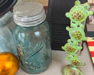 JACKPOT LOT!  FULL OF COOL ITEMS! 