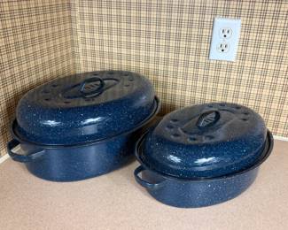 ENAMELWARE OVAL ROASTERS