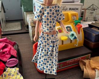 Vintage Skipper with clothes and case