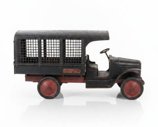 Vintage Buddy L Railway Express Truck