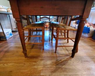 Farm table 