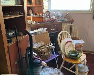 vacuum, vcr, crock pots