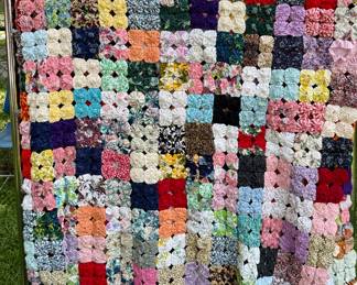 Vintage Handmade YOYO Bedspread