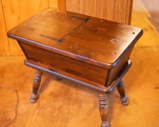 Round Colonial Pine Wood Side Table. 1950s. Maxwell Royal Chair Company. $125.