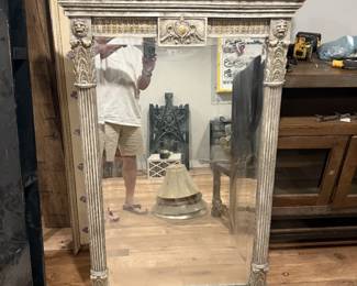 GRAY MIRROR