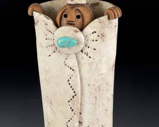 Lisa LaMonthe Taos Pueblo Blanket people Sculpture Clay Art Pottery 1995 Signed