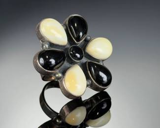 Sterling SILVER Monumental Ring, Studio ARTIST CUSTOM Black Onyx Cat's Eye