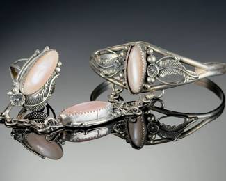 NAVAJO JACK WHITTAKER Circle JW STERLING SILVER Mother of Pearl Slave Bracelet Ring