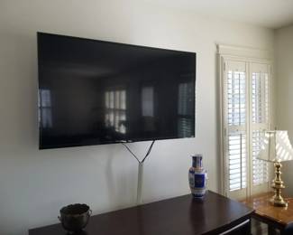TV with bracket