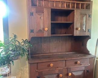 Antique pine hutch/cupboard, in primitive style.