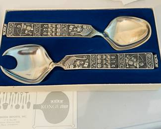 MCM Serving Set
