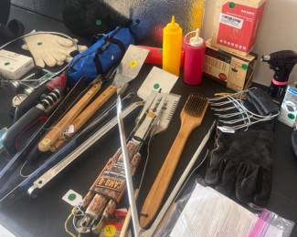 Lots of barbecue Tools And supplies