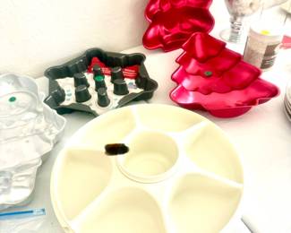 Vintage Tupperware and bakeware