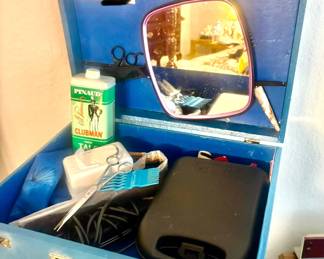 Barber haircutting set with case