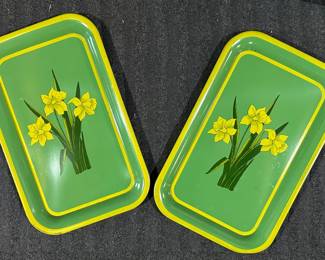 Daffodil serving trays