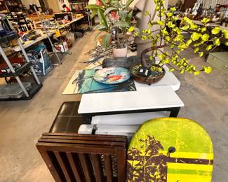 Gates, paddle board, island decor