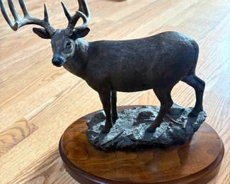 Rare Woodlsnd Monarch Mule Deer Sculpture
