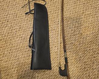 Double Bass Bow goes with the Bass