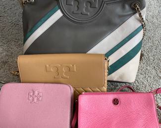 Tons of handbags! 