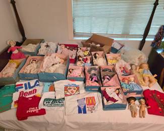 Vintage Tees / Madame Alexander Dolls