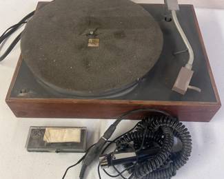 e Vintage Record Player