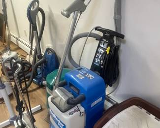 k Vacuums and Cleaning Supplies