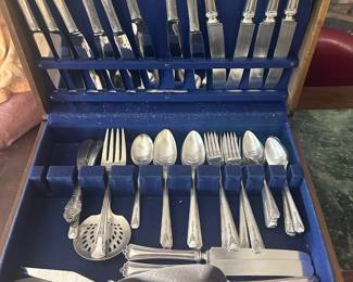k Silver Plated Flatware Set
